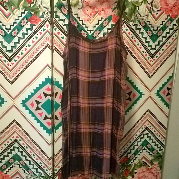 Mossimo Supply Co. Dresses & Skirts - EUC Plaid Mossimo Dress